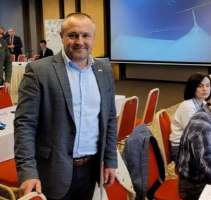 Незвіданими стежками й малою авіацією — до сивих Ґорґан
